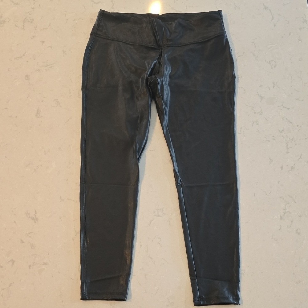 Time and Tru Women XXL 20 Black Faux Leather High Waisted Leggings Stretch Pants